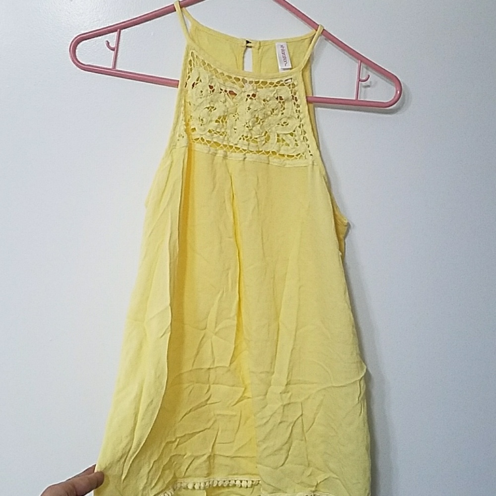 Yellow top - Picture 2 of 3